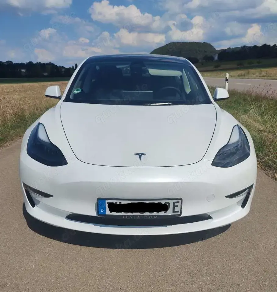 Tesla Model 3 Langstreckenbatt. Allradantrieb Dual Motor