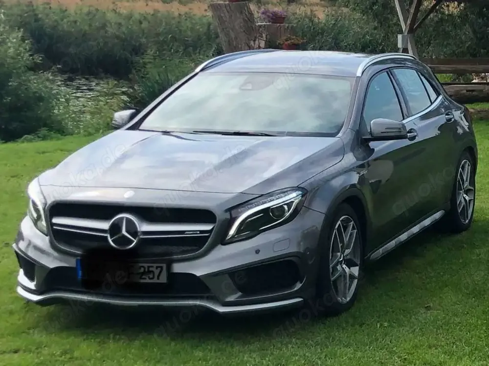 Mercedes-Benz GLA 45 AMG AMG GLA 45 4Matic AMG Speedshift 7G-DCT