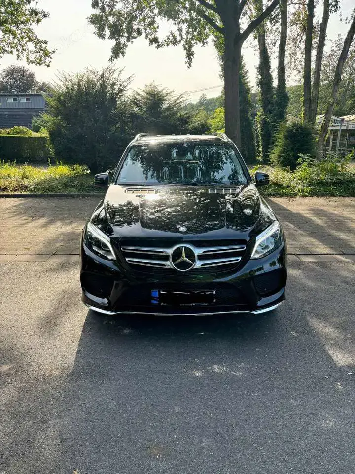 Mercedes-Benz GLE 350 d 4Matic 9G-TRONIC AMG Line 360 kamara acc comand
