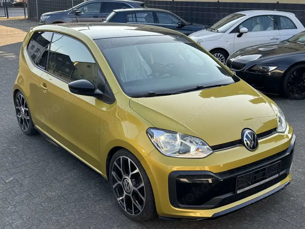 Volkswagen up! TSI (BlueMotion Technology) move