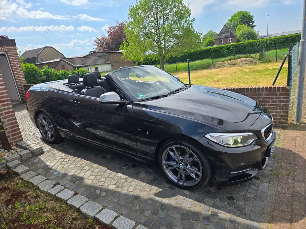 BMW 235 2er Cabrio M235i Cabrio Sport-Aut.