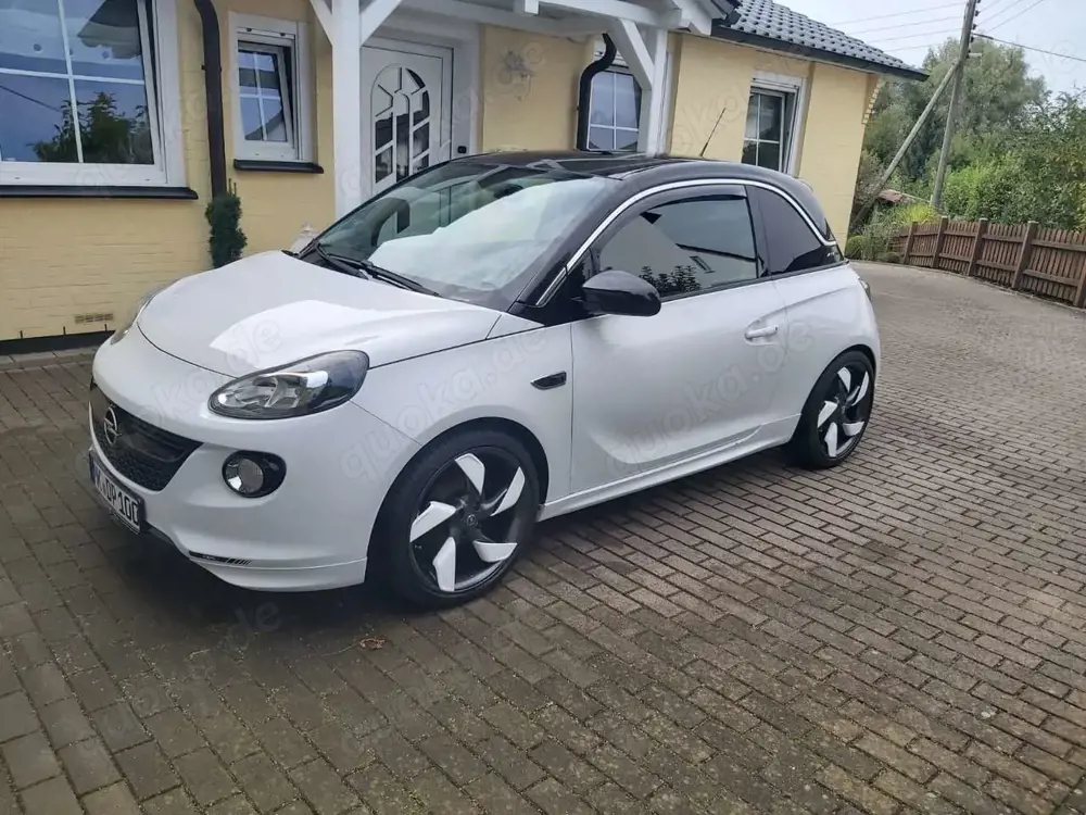 Opel Adam