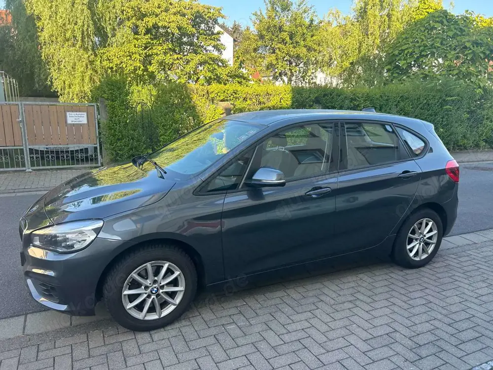 BMW 220