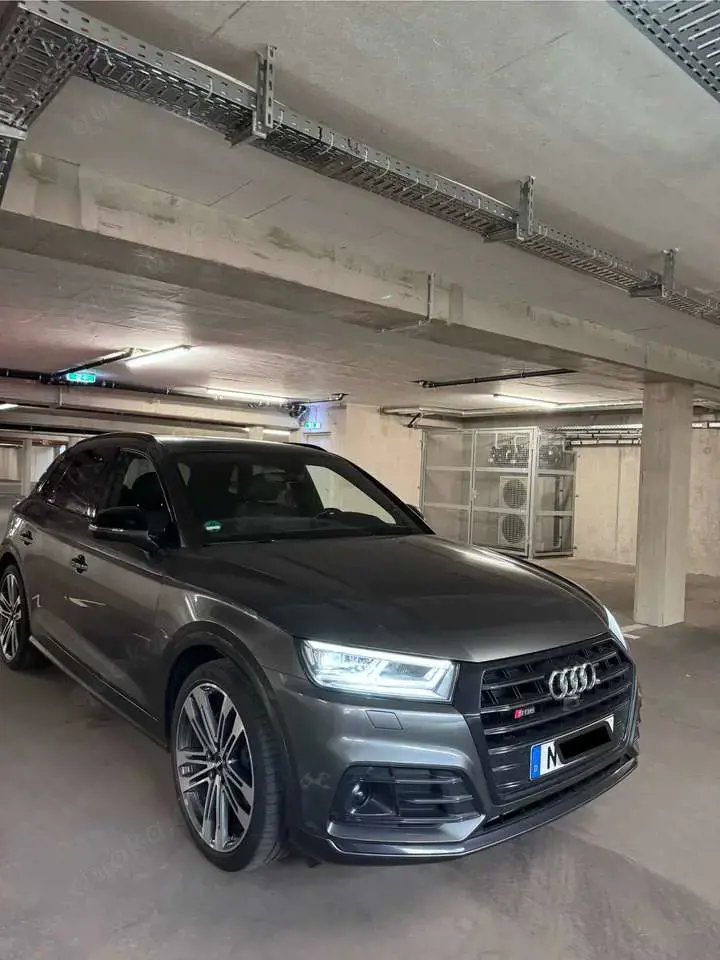 Audi SQ5 TDI Matrix/Pano/ACC/AHK/ BO/Luft/Air/21 Zoll