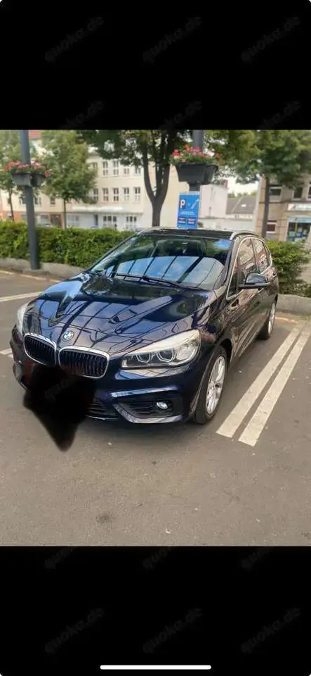 BMW 225 225 xe Advantage