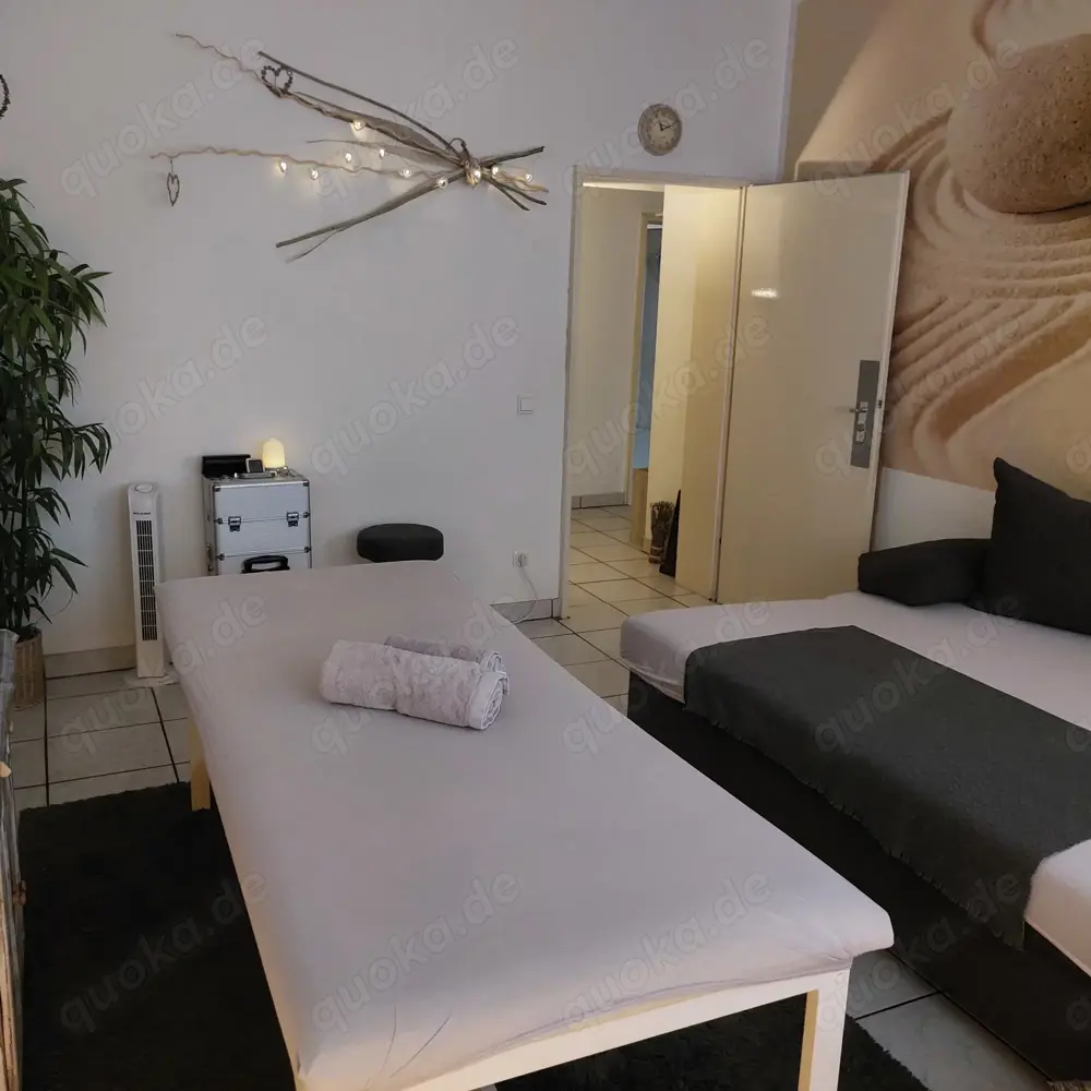 Herzlich Willkommen bei der "Verwöhnmassage "mit Herz und Niveau neues Team