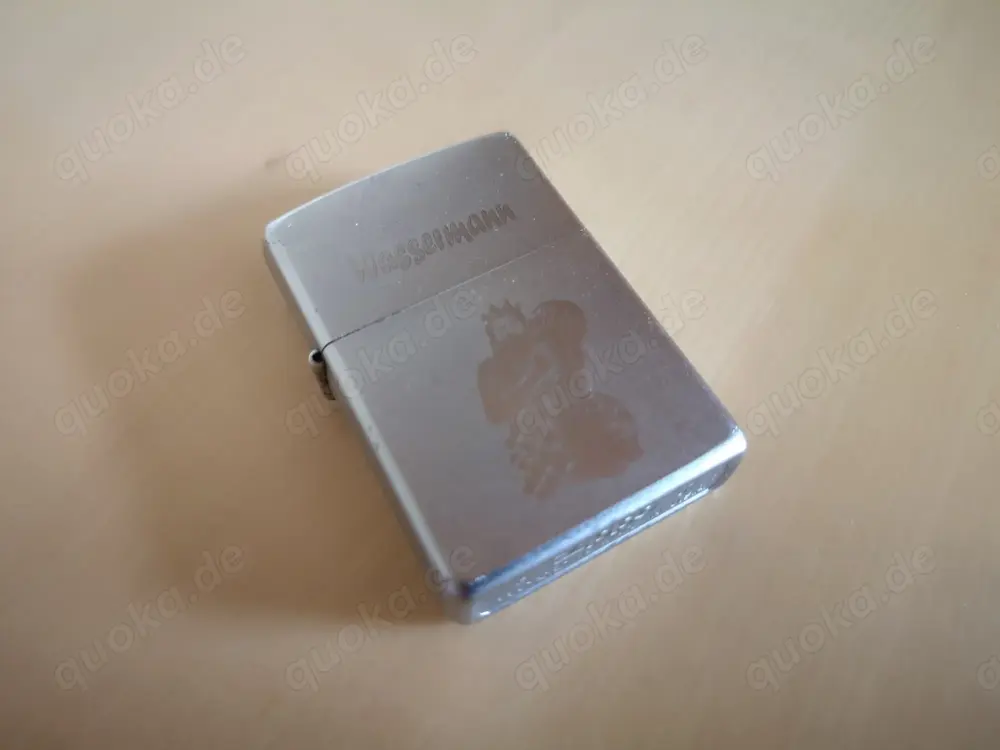 Original ZIPPO Sturmfeuerzeug mit Wassermann Logo