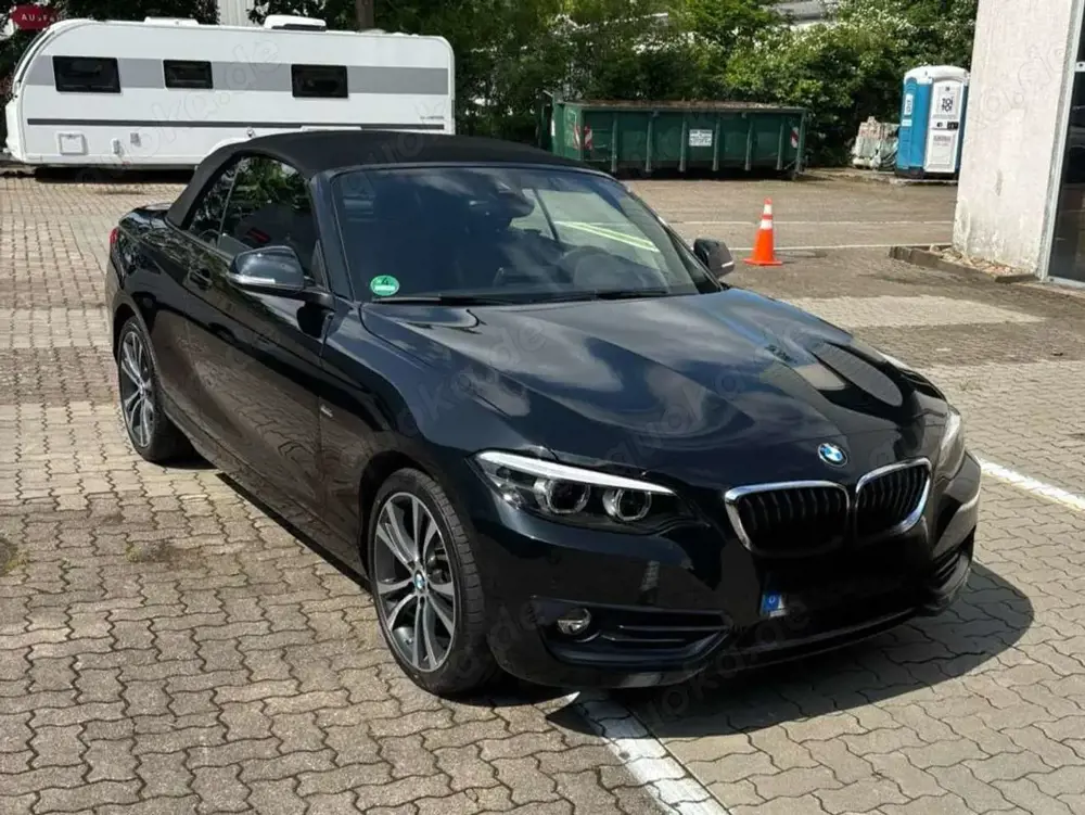 BMW 220