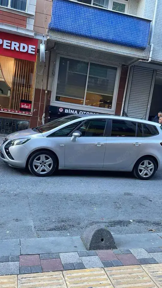 Opel Zafira Tourer 2.0 CDTI Automatik Active