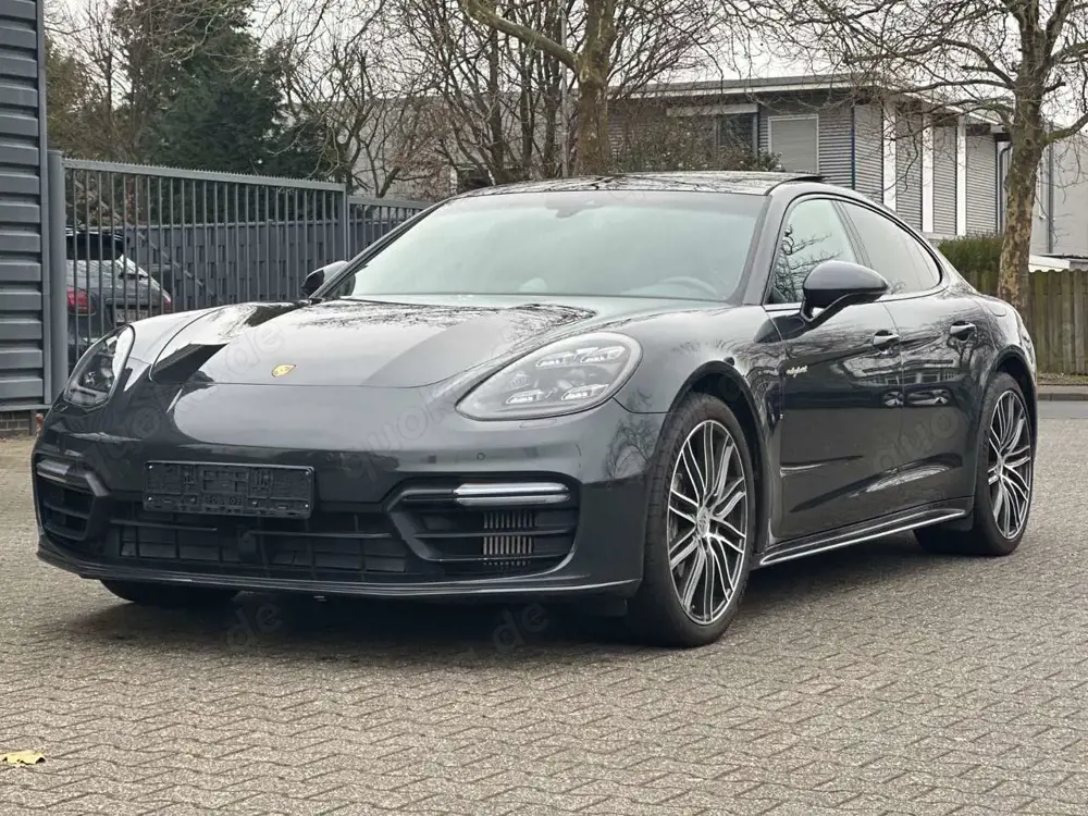 Porsche Panamera 4 E-Hybr NIGHTVI BOSE PANO PDLS+ CHRONO