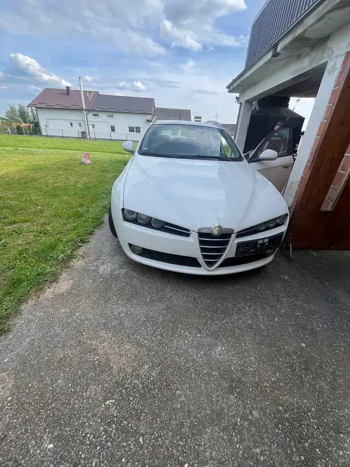 Alfa Romeo 159 Sportwagon 2.4 JTDM 20V DPF Elegante