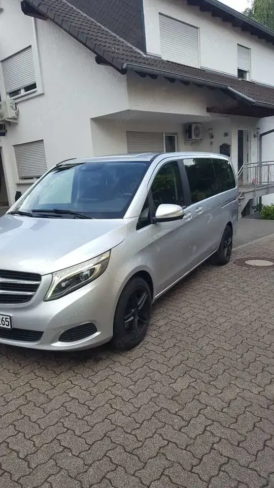 Mercedes-Benz V 250 V 250/300 d EXCLUSIVE EDITION lang (447.813