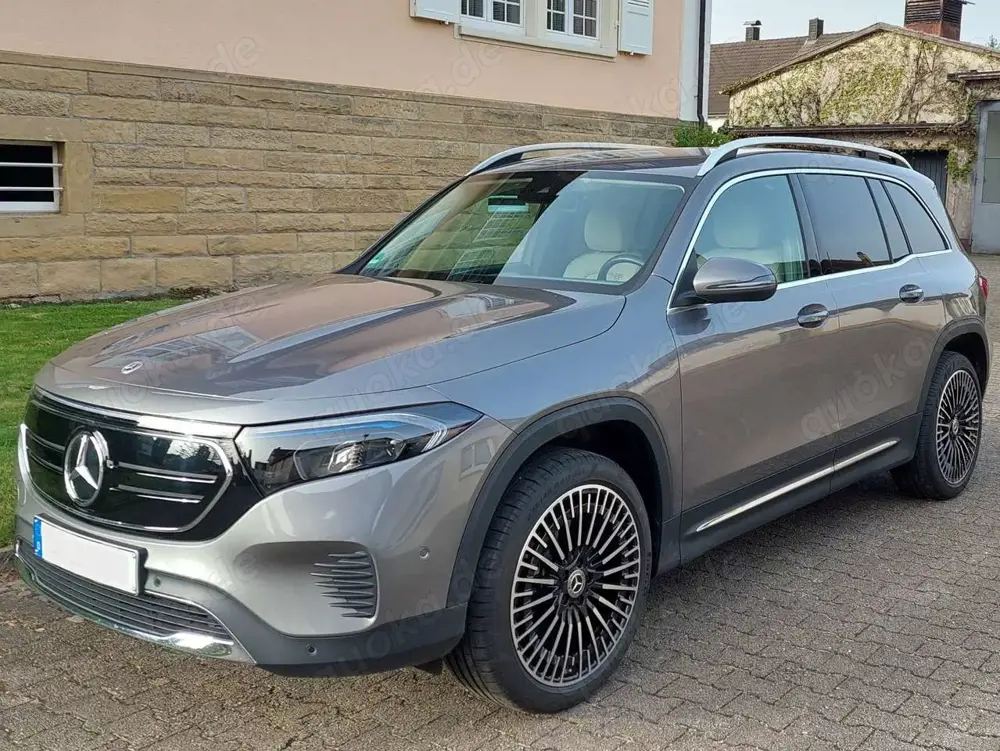 Mercedes-Benz EQB 300 EQB 4Matic Progressive