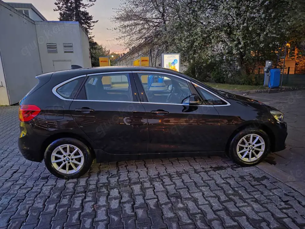 BMW 216