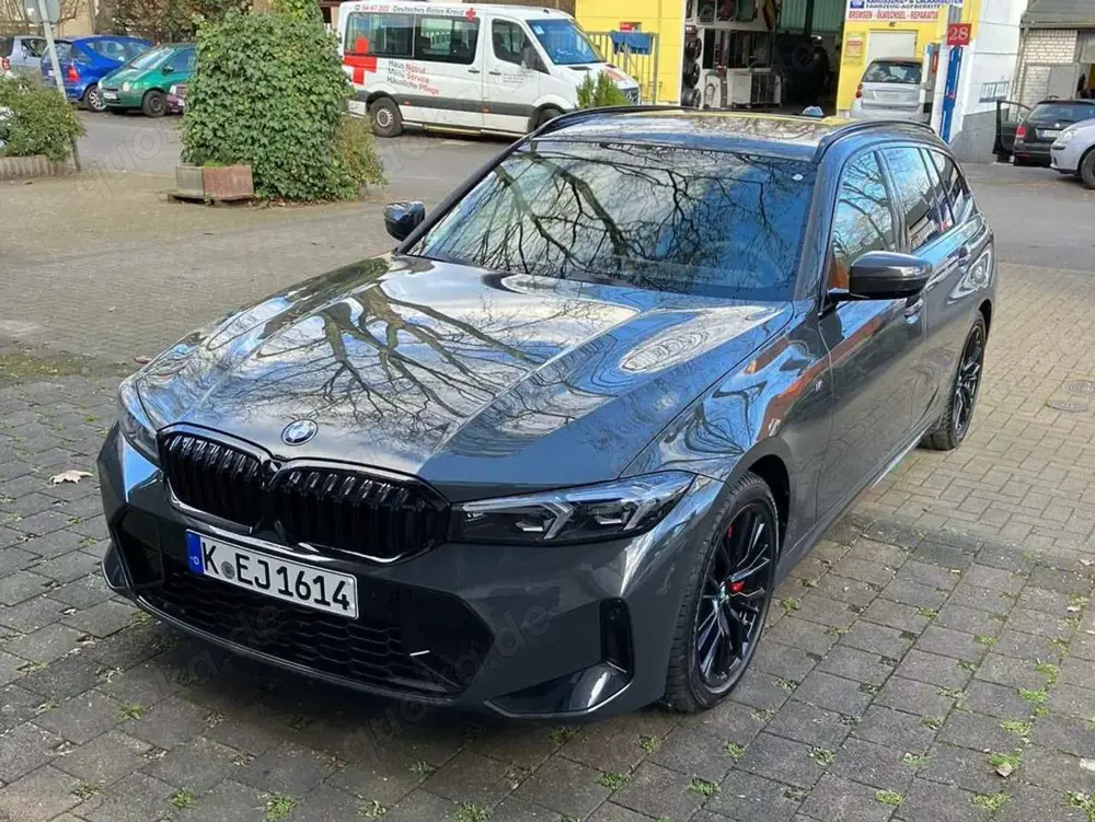 BMW 330