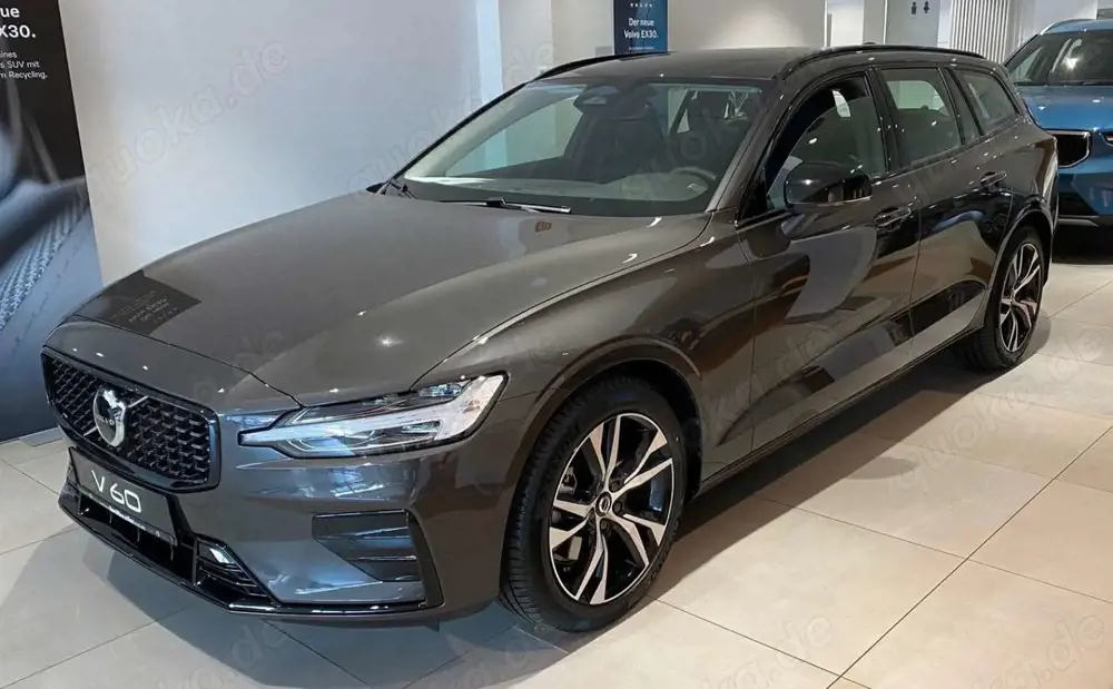 Volvo V60 B4 Plus Dark Automatik