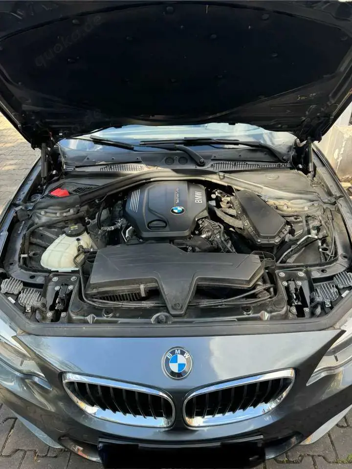 BMW 220