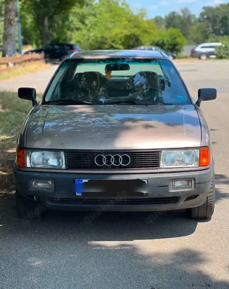 Audi 80