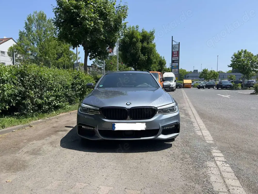 BMW 520 xDrive|M|HUD|LED|PANO|AHK|STZBLFTG|DAP|