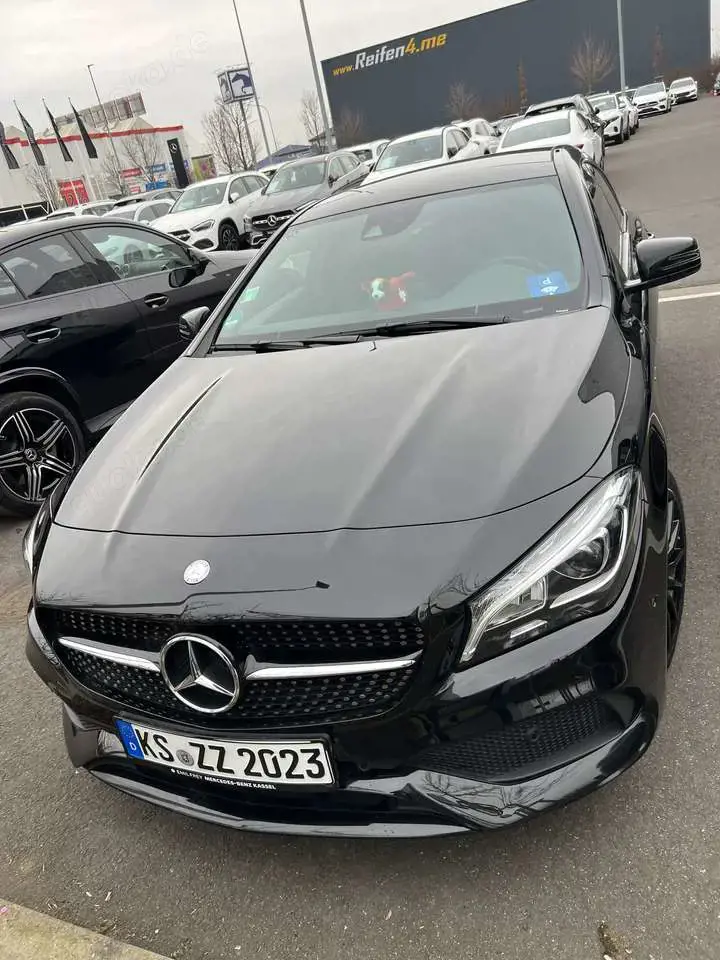 Mercedes-Benz CLA 180 CLA 180 UrbanStyle Edition (117.942)