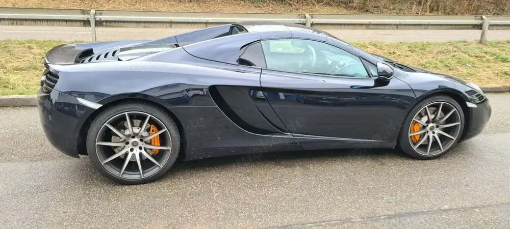 McLaren MP4-12C
