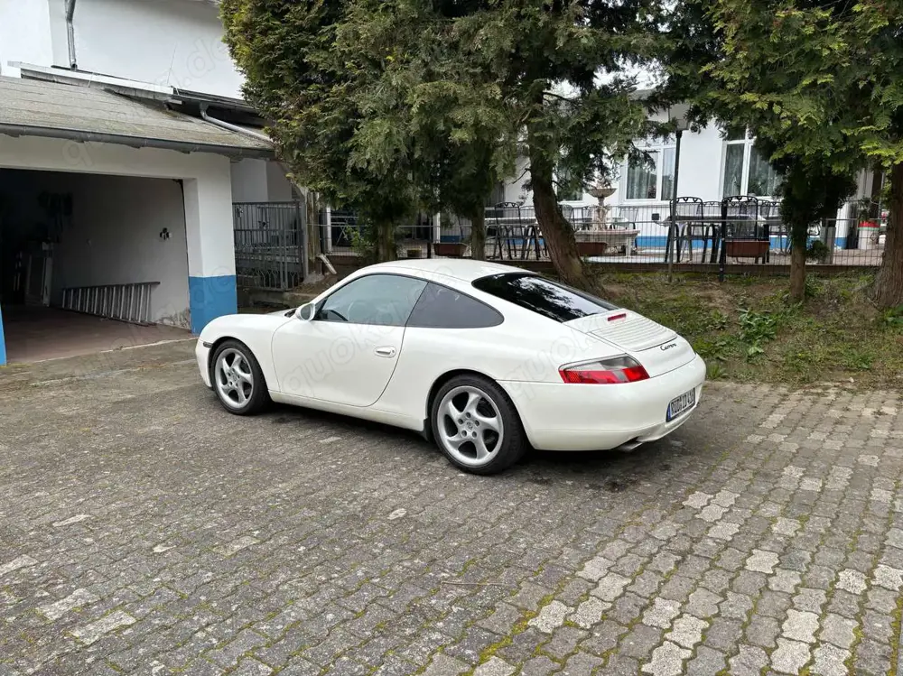 Porsche 996