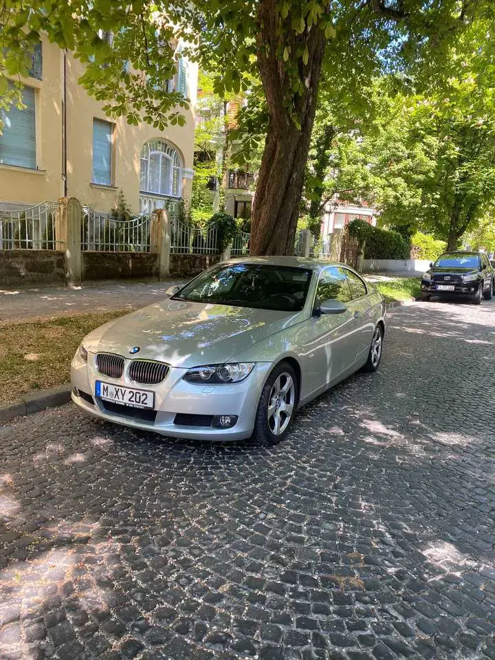 BMW 325 325i