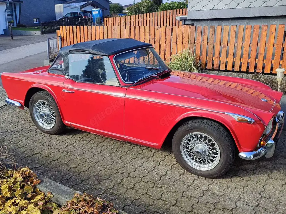 Triumph TR4