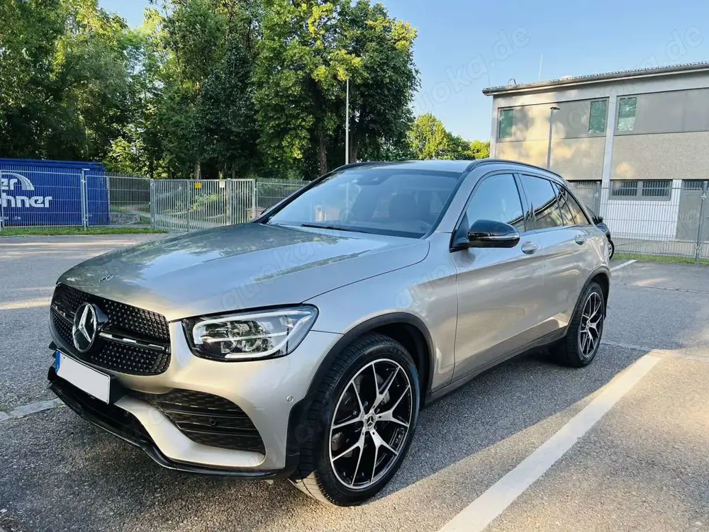 Mercedes-Benz GLC 200 GLC 200 4Matic AMG Line Mojavesilber