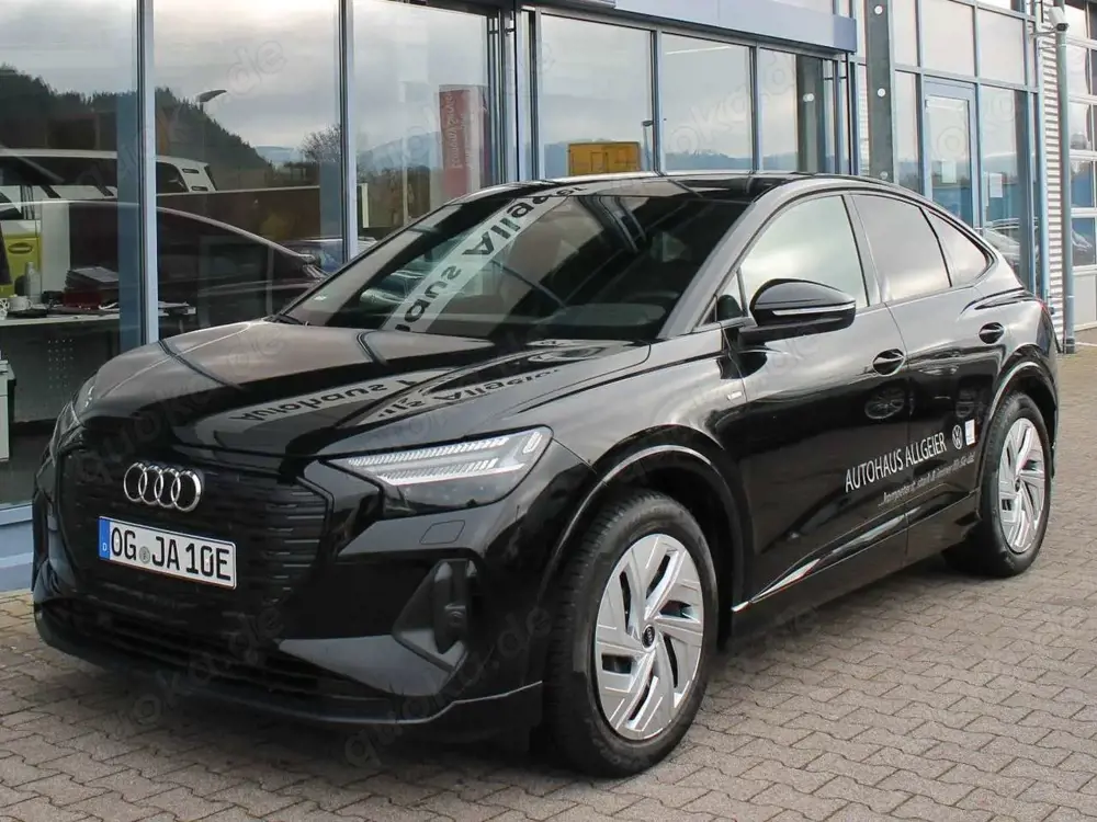 Audi Q4 e-tron Sportback 40 S line*Navi/MatrixLED/Panorama/SONOS*