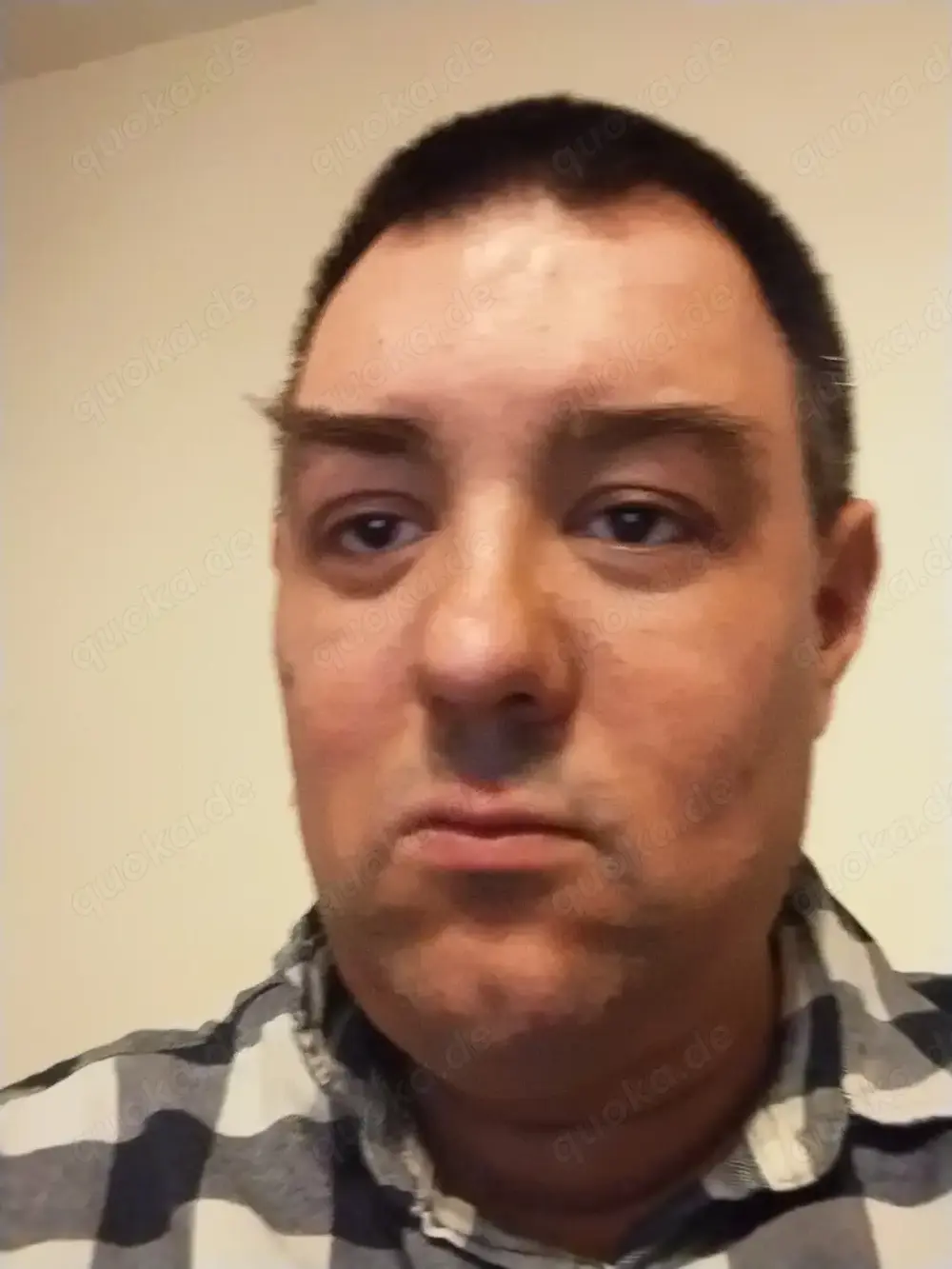 42 M sucht sie für sexdate ohne finanzielle Interessen 