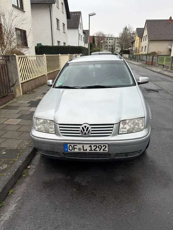 Volkswagen Bora Variant 1.6 Sport Edition