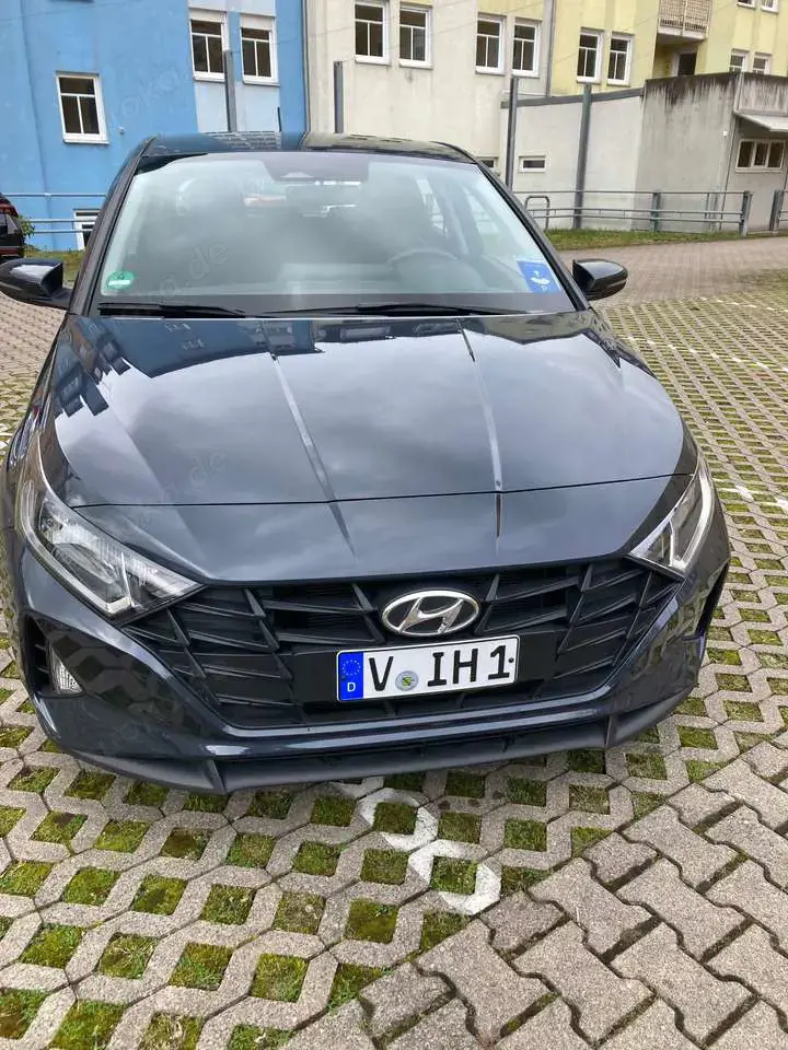 Hyundai i20 blue 1.2 Pure