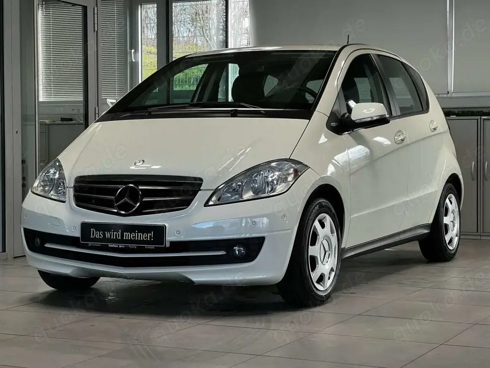 Mercedes-Benz A 160 NAVI PARKTRONIC KLIMAANLAGE+SITZHEIZUNG+++