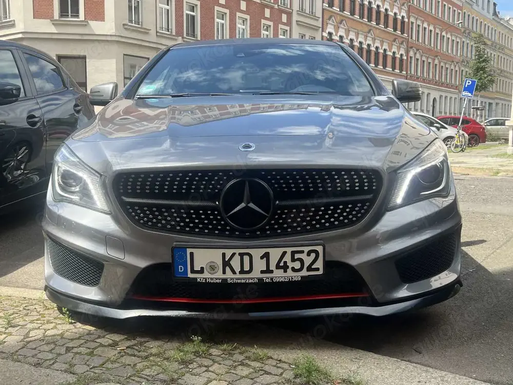 Mercedes-Benz CLA 250 7G-DCT AMG Line
