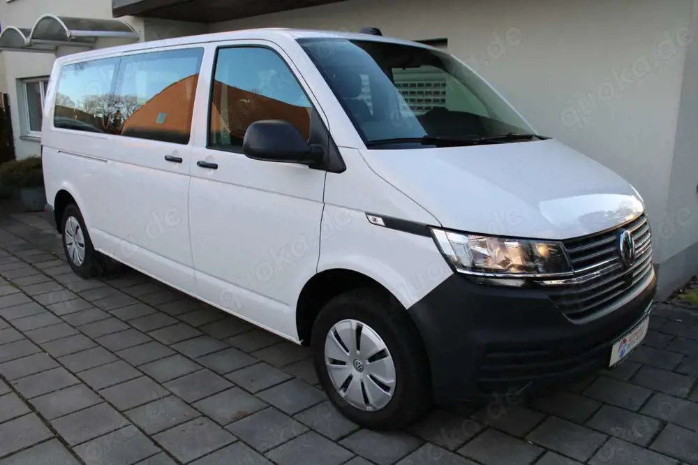 Volkswagen T6 Kombi DSG LR Navigation Klimaanlage PDC AHK 9-Sitze