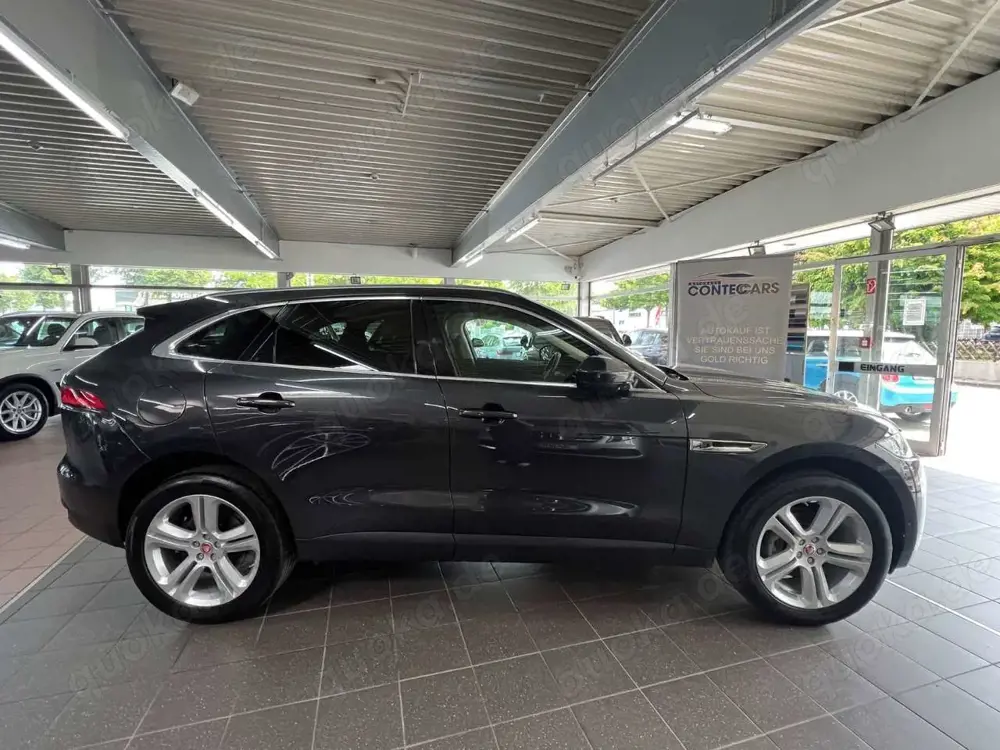 Jaguar F-Pace 20d Portfolio AWD MEM+PARK+Incontrol2x