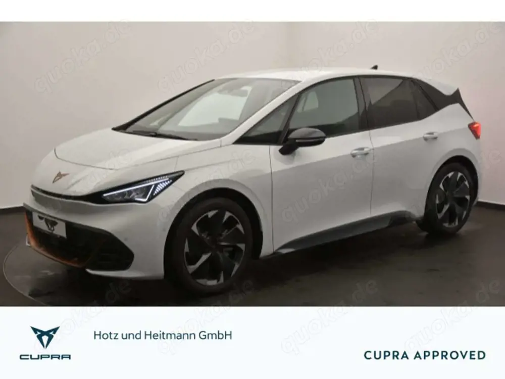 CUPRA Born .