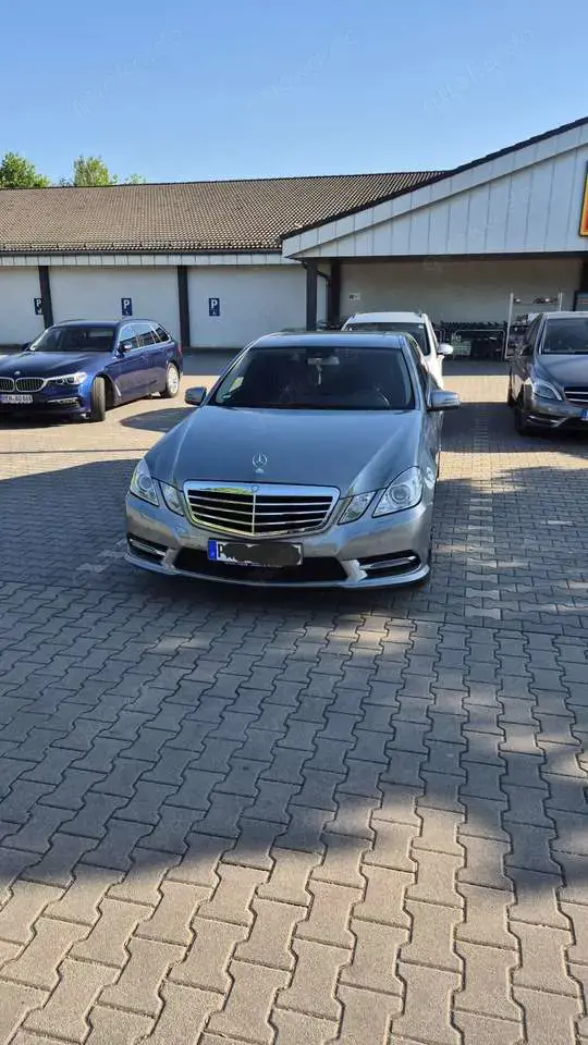 Mercedes-Benz E 350 E 350 CDI 4Matic (212.093)