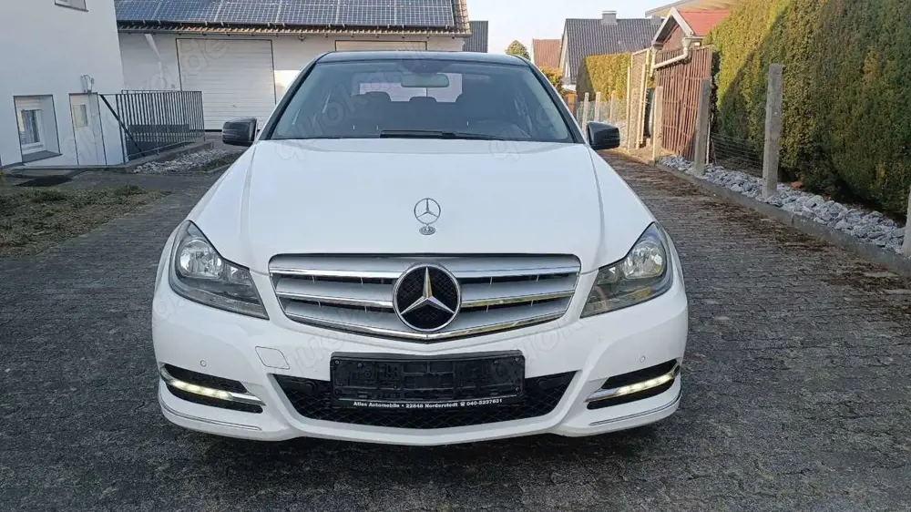 Mercedes-Benz C 180 (BlueEFFICIENCY) Avantgarde