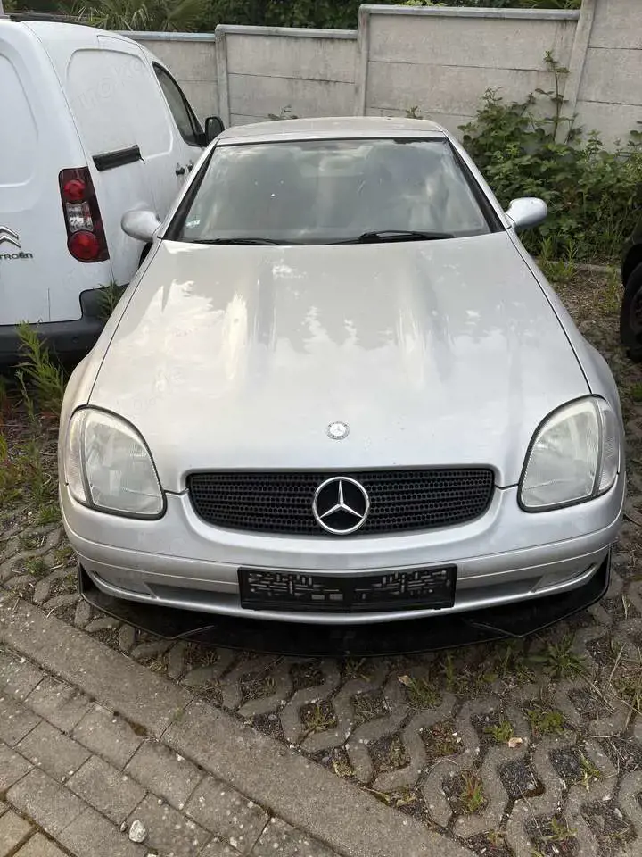 Mercedes-Benz SLK 200