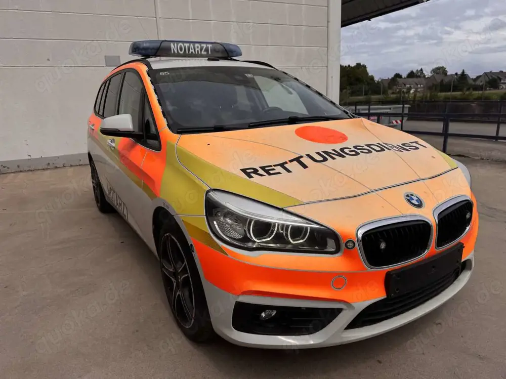 BMW 220