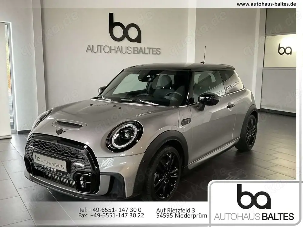 MINI Cooper S Cooper S JCW Trim Navi/Park/Komfort/Kam/Black/Multi