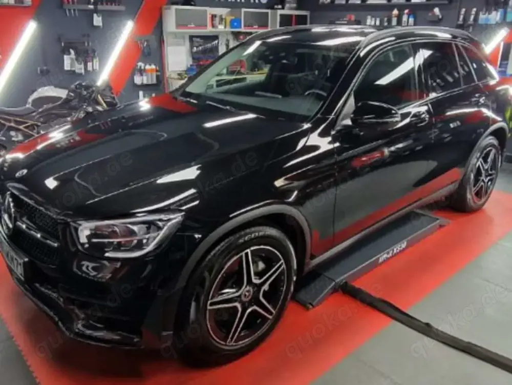 Mercedes-Benz GLC 220 GLC 220 d 4Matic 9G-TRONIC AMG Line AHK
