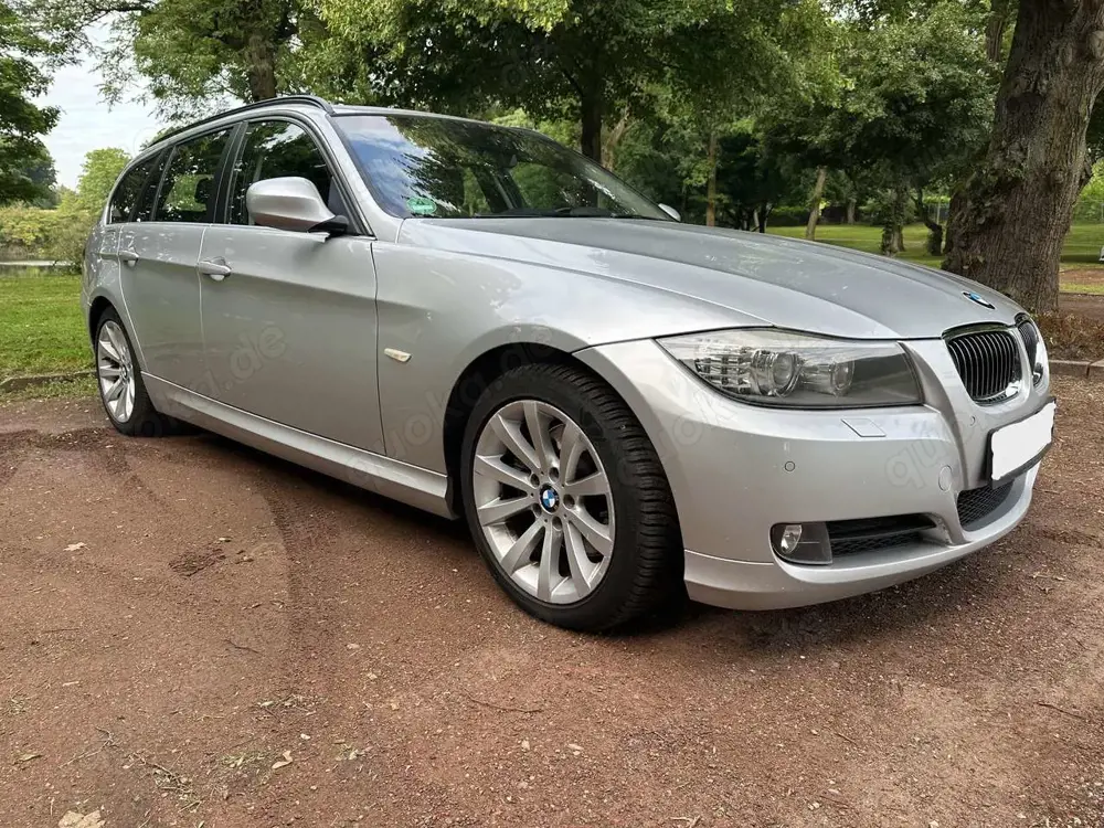 BMW 325 325d DPF Touring Aut. Edition Exclusive