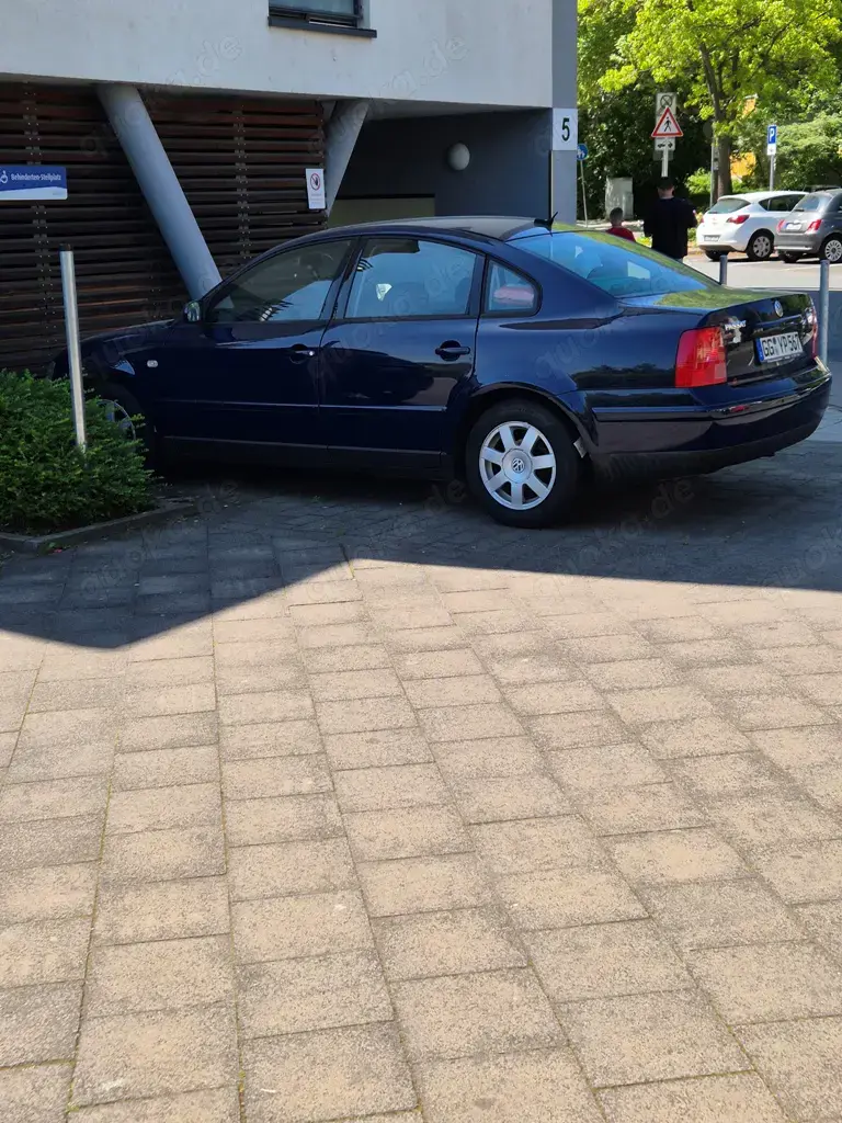 Volkswagen Passat 2,8i V6 4Motion, TÜV 08.2026