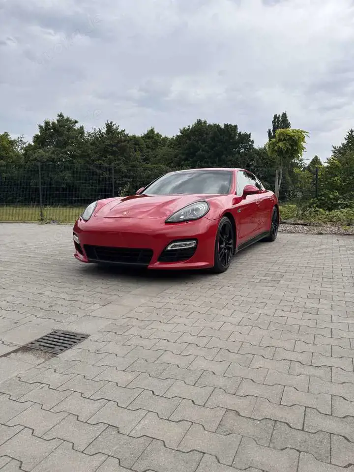 Porsche Panamera GTS PDK 970