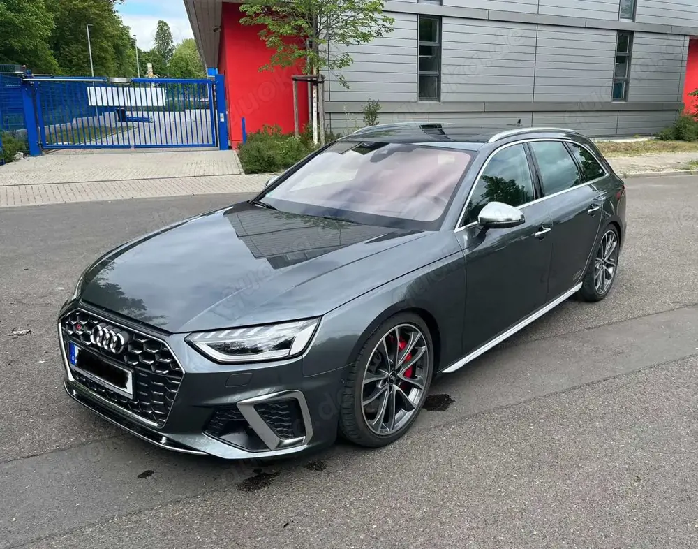Audi S4