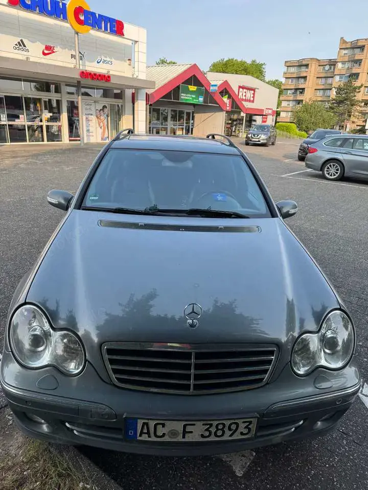 Mercedes-Benz C 200