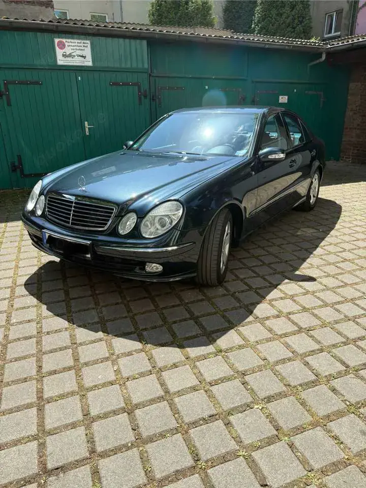 Mercedes-Benz E 200 Kompressor Automatik Avantgarde
